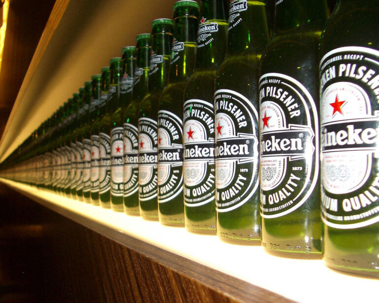 Heineken: Aύξηση κερδών 7,4% το πρώτο εξάμηνο του 2025