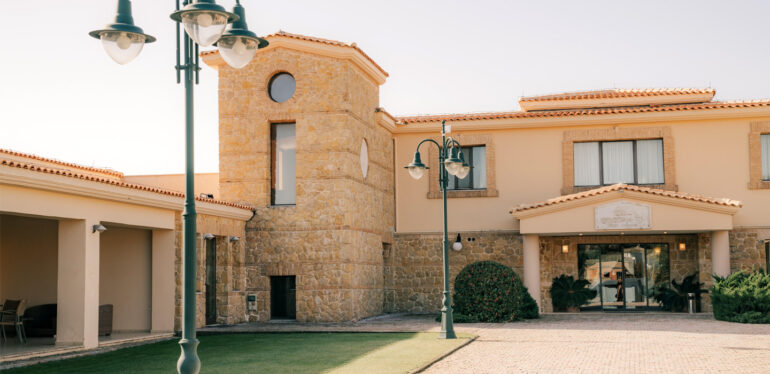 Η Olympia Group εξαγοράζει το 100% της Κτήμα Κώστα Λαζαρίδη