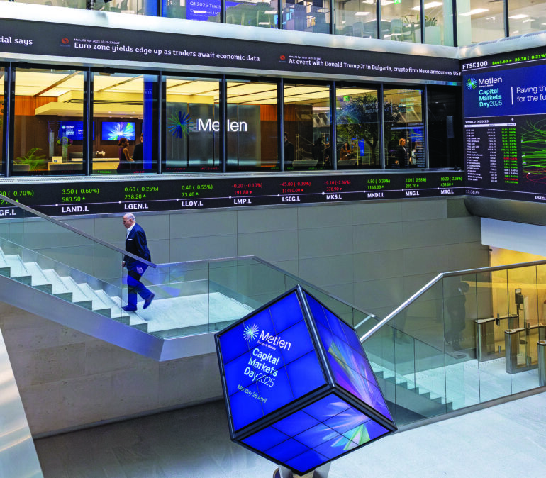 Fitch: Επιβεβαιώνει το BB+ της Metlen με σταθερό outlook