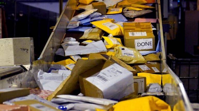 ΗΠΑ: Τέλος στην απαλλαγή φόρου για μικρά δέματα από το εξωτερικό