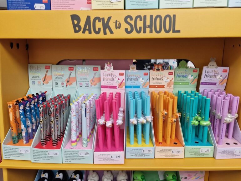 Νέα έξοδα για τις οικογένειες: Πόσο κοστίζουν τα σχολικά είδη φέτος