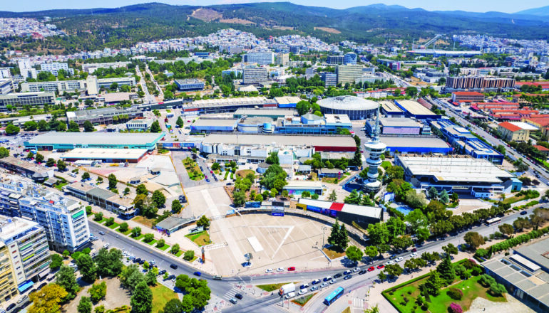 Αφιέρωμα: Ανοίγουν οι πύλες της οικονομίας και του επιχειρείν