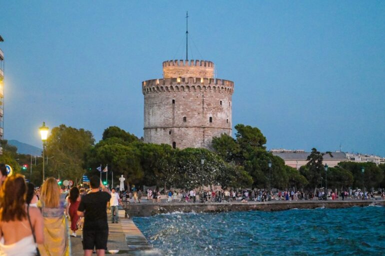 Οι Financial Times προτείνουν τη Θεσσαλονίκη για φθινοπωρινή απόδραση