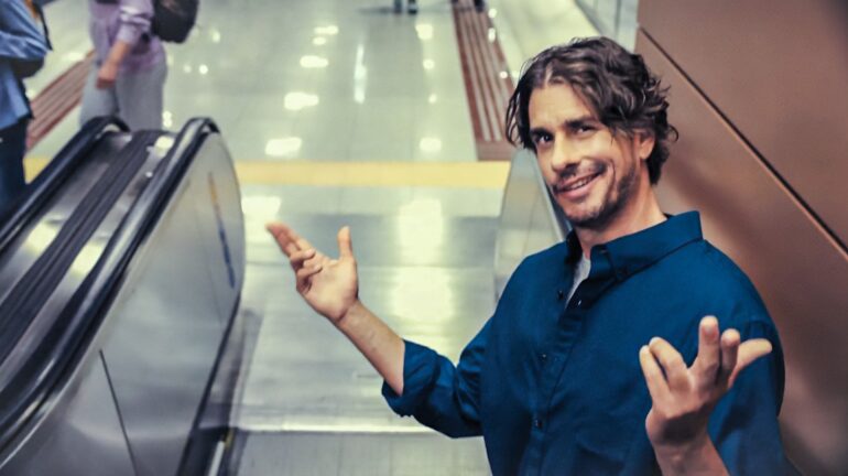 «Θα σέβεσαι!» – Η δεύτερη καμπάνια της AKTOR για το πώς τα μεγάλα έργα αλλάζουν τη ζωή μας