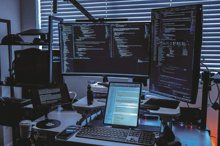 «Εκρηξη» κυβερνοαπειλών φέρνει τζίρο μισού δισ. €