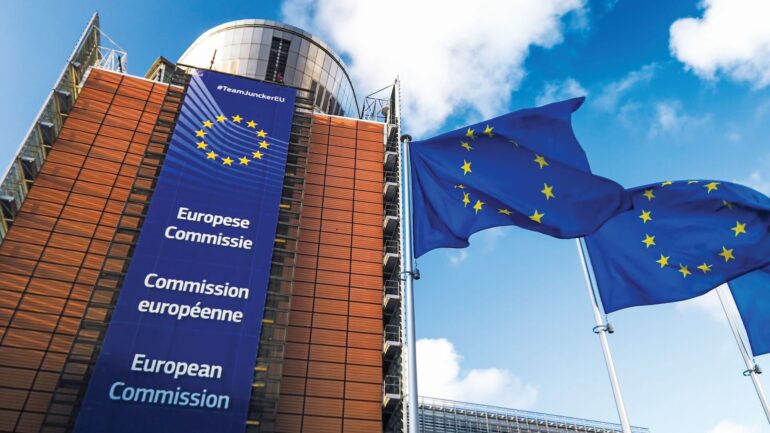 «Ριφιφί» στο ΕΣΠΑ για να γεμίσει το Ταμείο Ανάκαμψης, βλέπει η Κομισιόν