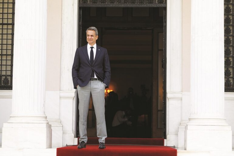 Φορο-καταιγίδα πίσω από το αφήγημα της ανάπτυξης