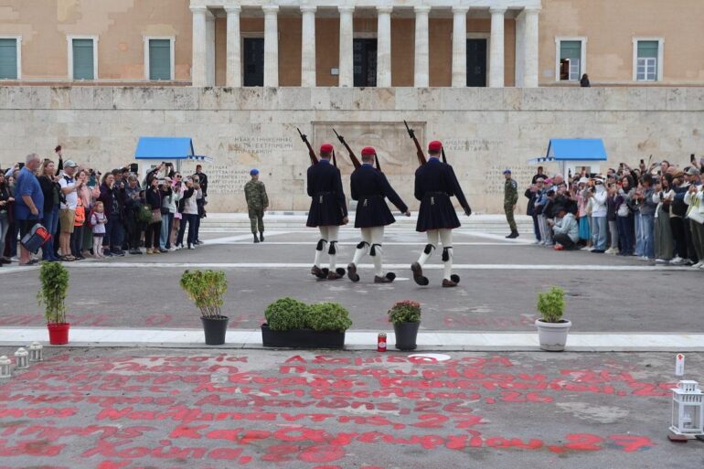 Το… αντάρτικο του Δένδια αυξάνει το εσωκομματικό ρήγμα της Ν.Δ.