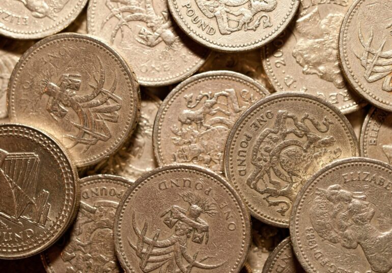 Ο Χρυσός Πετάει: Κοντά στα 1.000€ η Χρυσή Λίρα – Πως μπορείτε να τις πουλήσετε και τι πρέπει να προσέχετε