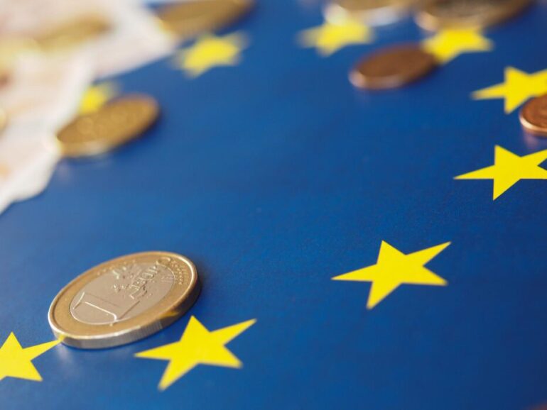 Αγώνας δρόμου για να μη χαθούν τα κονδύλια της Ε.Ε.