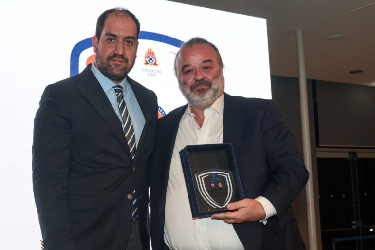 Δωρεά πυροσβεστικών οχημάτων από τον Μάριο Ηλιόπουλο