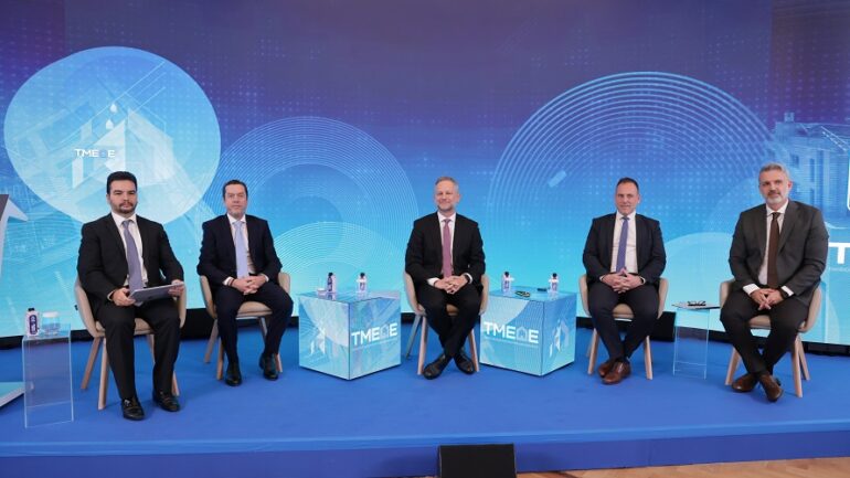 Πράσινη μετάβαση: Πώς διορθώνει η αγορά τις υπερβολές σε επενδύσεις και ασφαλίσεις