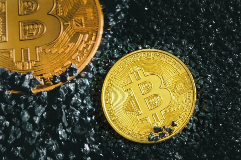 BITCOIN: Στόχος η επιστροφή προς τα 100.000 δολ.