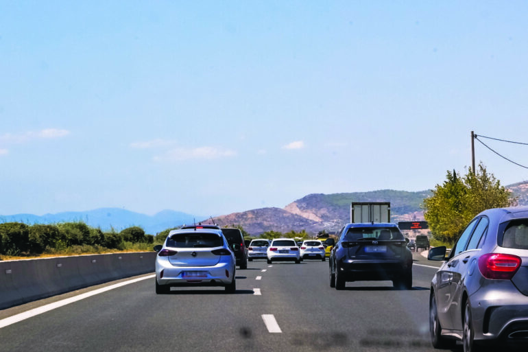 Υποχρεωτικό μητρώο για  τους εμπόρους μεταχειρισμένων οχημάτων θέτει η ΑΑΔΕ