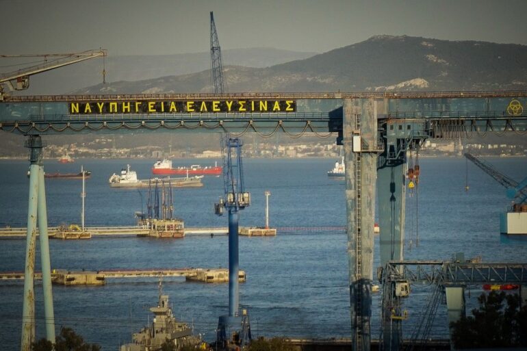 Τα… ελευσίνια μυστήρια της κυβέρνησης για το λιμάνι