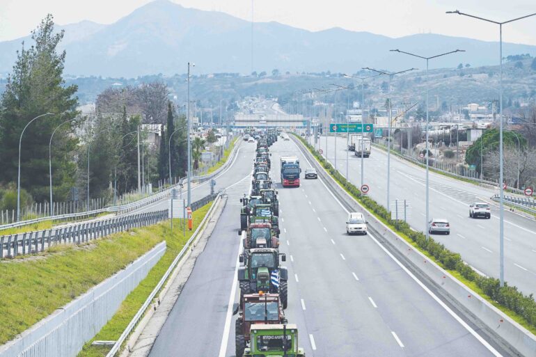 Εξετάζουν κάθοδο στην Αθήνα και δίνουν ραντεβού στις κάλπες