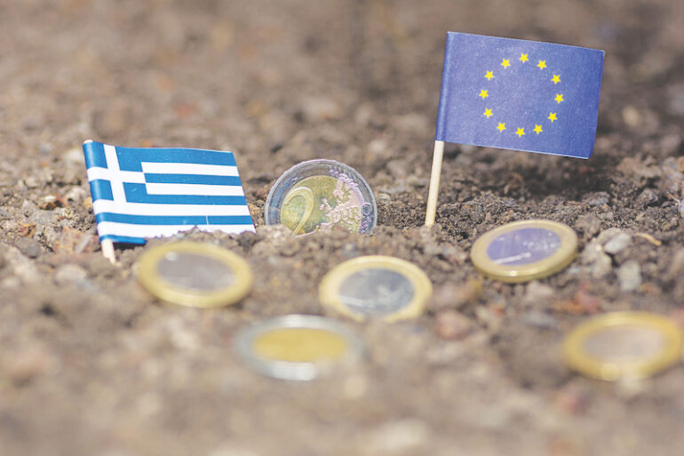 Υπηρεσίες και νωπά τρόφιμα κρατούν ψηλά τον πληθωρισμό