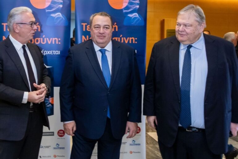 Εντυπωσιακή εκδήλωση στην Κομοτηνή με τη συμμετοχή Βενιζέλου και Ρουσόπουλου για την παρουσίαση του επιστημονικού τόμου του Ευρ. Στυλιανίδη