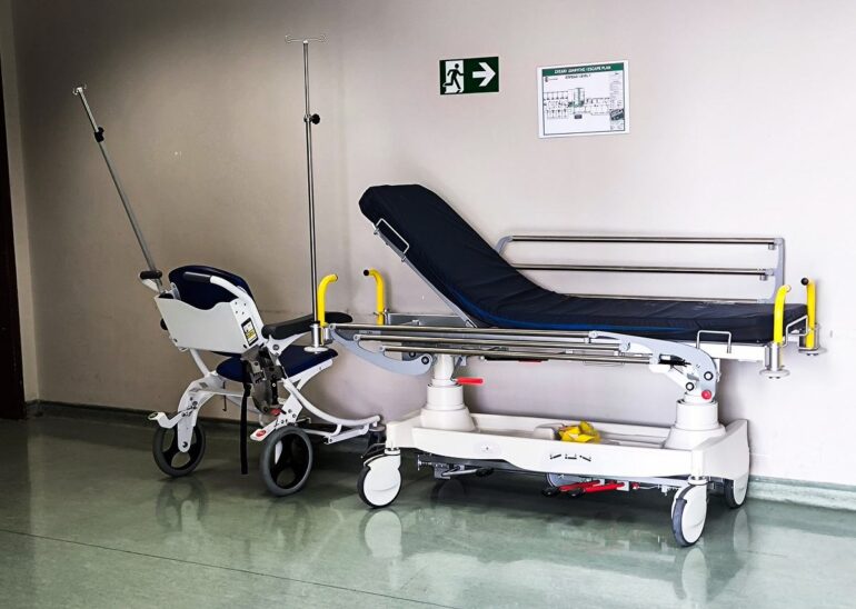 Αρθρο – Ξ. Καραβίδας: Το σύστημα υγείας, ένα δυσεπίλυτο χρόνιο ζήτημα κάθε κυβέρνησης